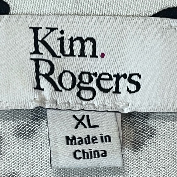 Kim Rogers XL animal print button up short sleeve tunic. (I) - Picture 6 of 6